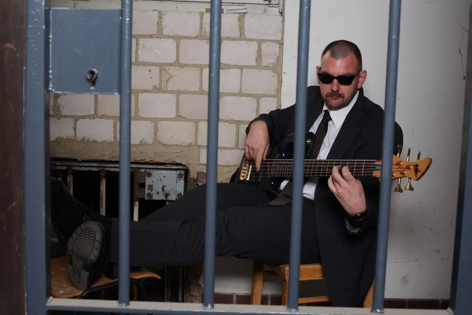 Hans McBlues : Bass